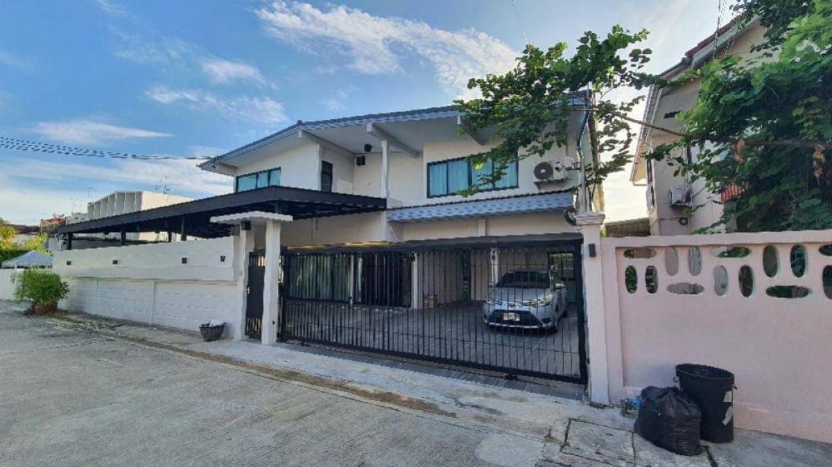 บ้านเดี่ยวลาดพร้าว โชคชัย 4 รีโนเวทใหม่ Pet Friendly ใกล้ BTS โชคชัย 4 ทำเลอยู่อาศัยและปล่อยเช่าคุ้มค่า