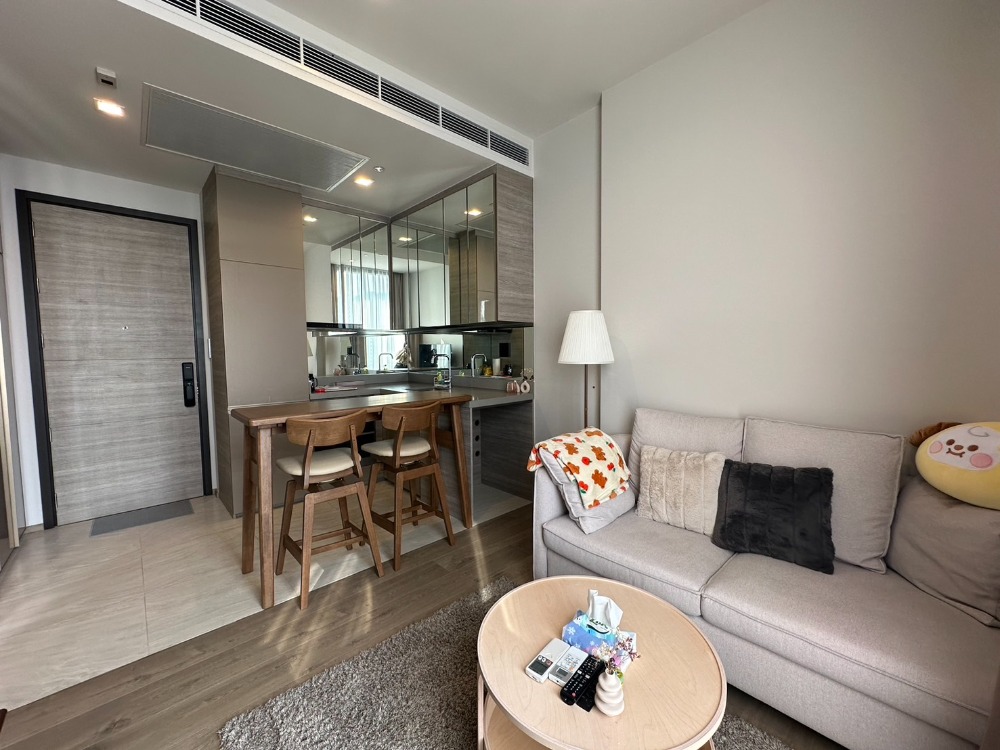 ให้เช่า 1 ห้องนอน ชั้นสูง วิวสวน ใจกลางห้าแยกลาดพร้าว – รูปที่ 2