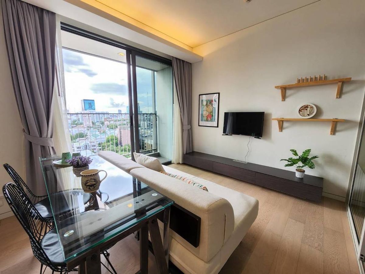For rent: Siamese Ratchakru Line: @kormaneeestates (with @) For more information, add Line.