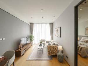 for rent 1 bedroom biggest size 57sqm. fully furnished