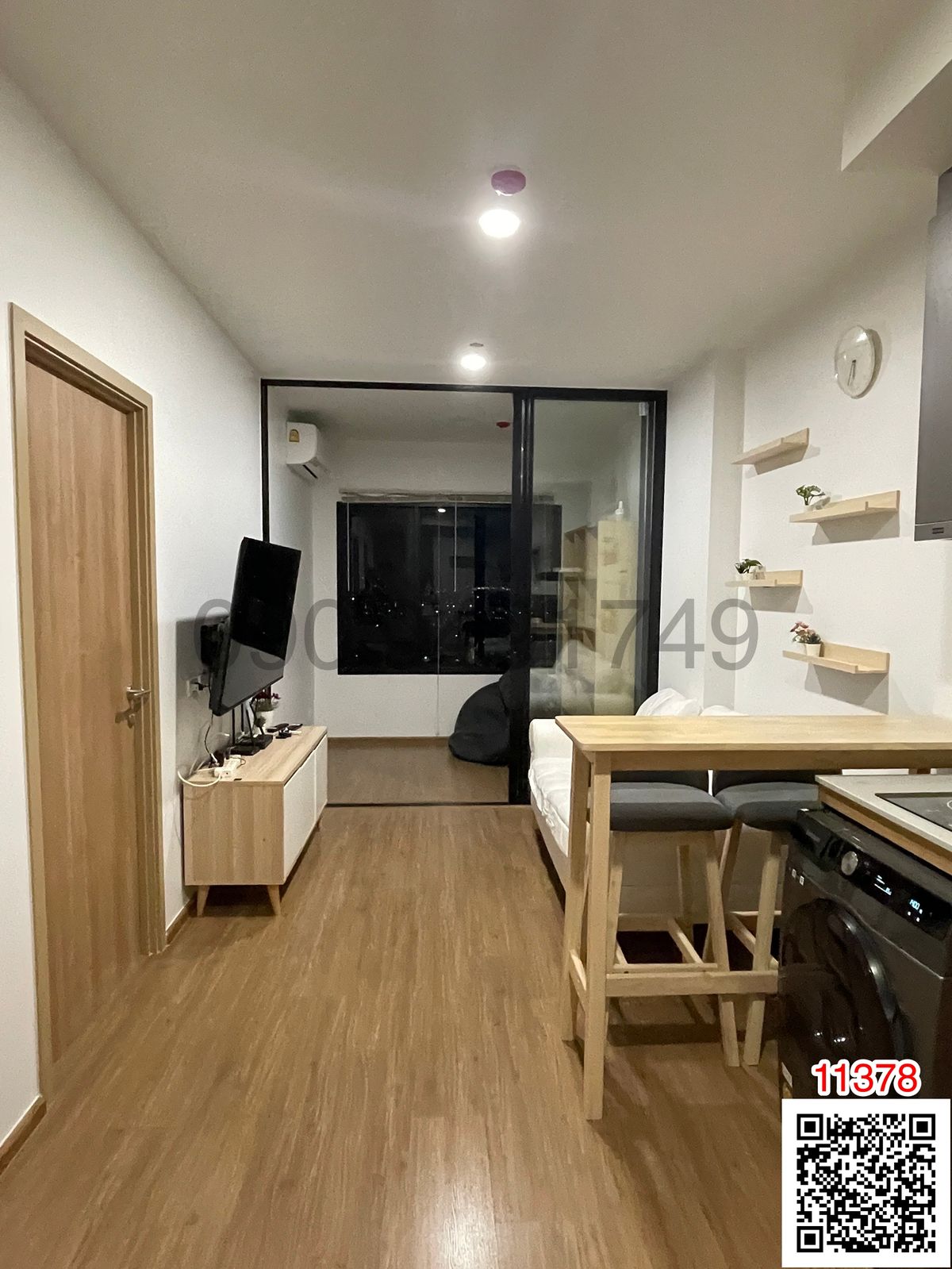 Condo for rent, The Livin Phetkasem, unobstructed view, just 200 m. to MRT Phasi Charoen and Seacon Bang Khae Department Store. Condo for rent, The Livin Phetkasem, unobstructed view, just 200 m. to MRT Phasi Charoen and Seacon Bang Khae Department Store.