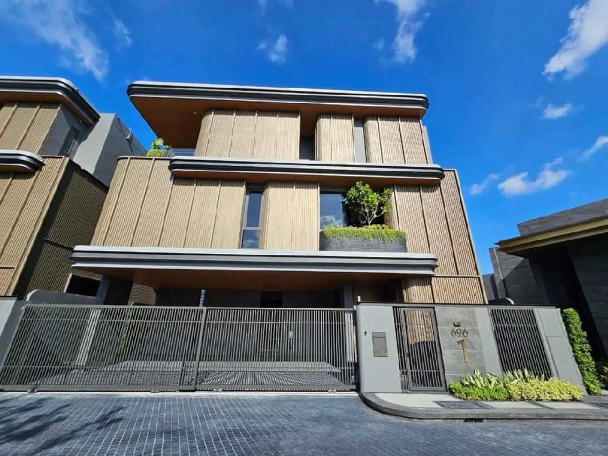 🍒For sale/rent Bugaan Bugan Rama 9-Mengjai Rental price with furniture 450,000 baht, 73 square meters, 522 square meters, 4master bedroom + 1 room (can add more), 6 bathrooms, 4 parking spaces, 1 maid room, there is a swimming pool in the house, there is 🍒For sale/rent Bugaan Bugan Rama 9-Mengjai Rental price with furniture 450,000 baht, 73 square meters, 522 square meters, 4master bedroom + 1 room (can add more), 6 bathrooms, 4 parking spaces, 1 maid room, there is a swimming pool in the house, there is