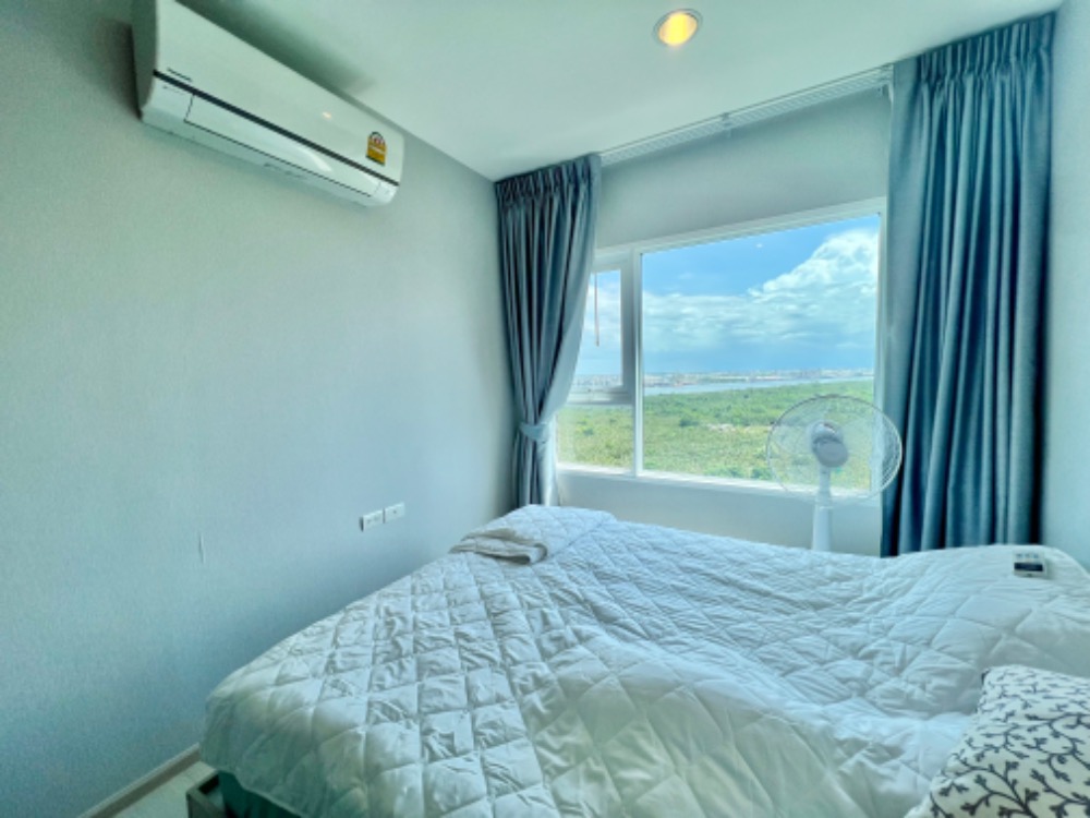 For rent, Aspire Erawan, 2 bedrooms, 1 bathroom, 3 air conditioners, open view, not blocked by the building!!!