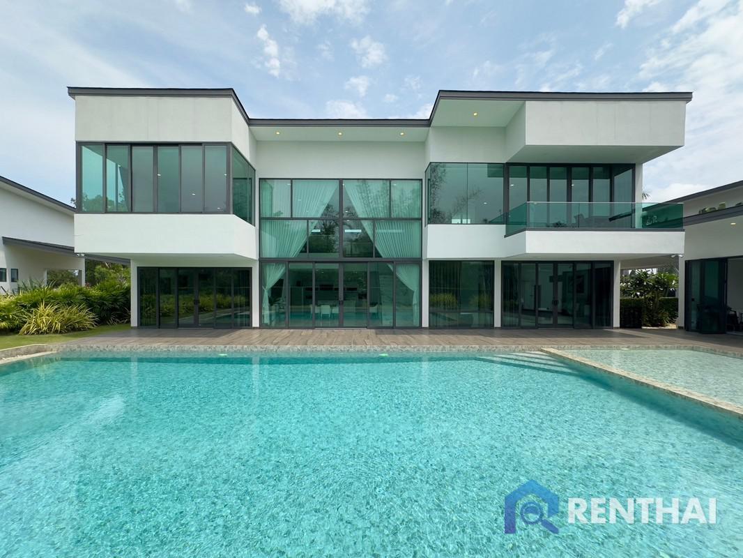 Luxury Pool Villa in Bangsare  Pattaya