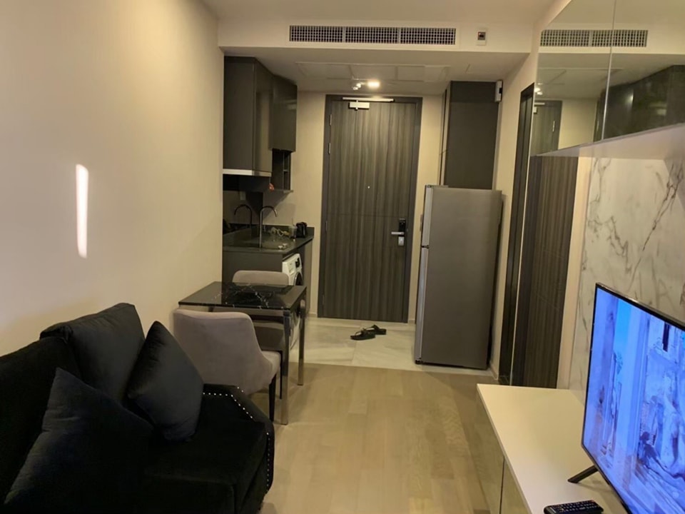 S-ATA131  Condo for sale Ashton Asoke, 19th floor, size 32 sqm., 8.64 million. 064-959-8900