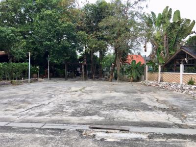 ขาย ที่ดิน รามคำแหง ซอย68 บางกะปิ 127ตร.ว ริมน้ำ ทำเลดี ใกล้สถานีรถไฟฟ้า เยื้องแอมเวย์