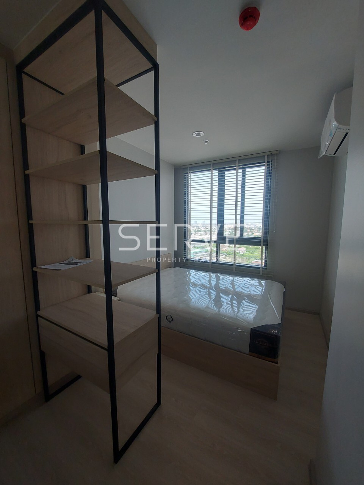 1 Bed Large Room Closed Kitchen Good Location 20 Steps From MRT Si La Salle Station @ Nue Noble Srinakarin Lasalle 1 Bed Large Room Closed Kitchen Good Location 20 Steps From MRT Si La Salle Station @ Nue Noble Srinakarin Lasalle