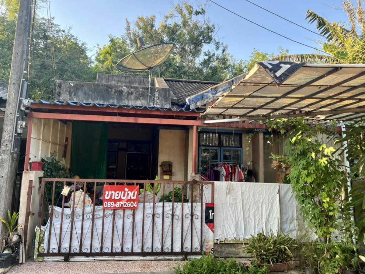 House for sale 🏡(Ready to move in), located in downtown 🌇🏙️and good environment. (Cheap price‼️-Negotiation accepted✅) House for sale 🏡(Ready to move in), located in downtown 🌇🏙️and good environment. (Cheap price‼️-Negotiation accepted✅)