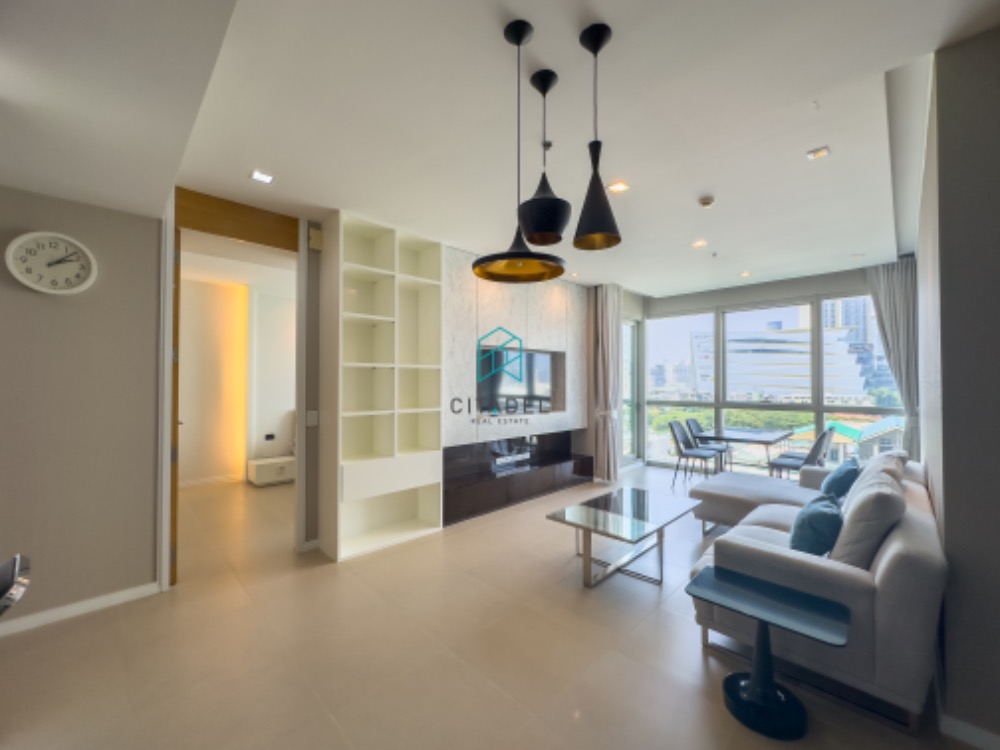 The River by Raimon Land - Cozy 1 Bed Condo for Rent Facing IconSiam!
