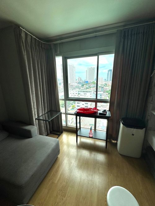 🔥For urgent rent🔥 U Delight at Huai Khwang Station (accept both Thais and foreigners) near MRT Huai Khwang