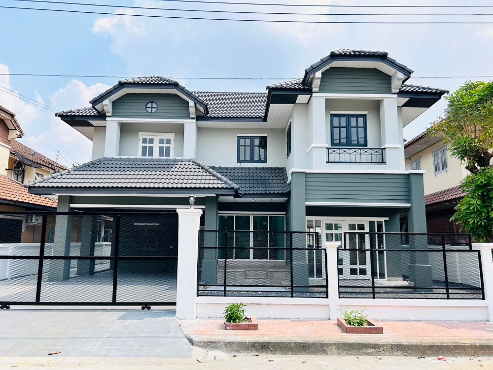 ขายบ้านเดี่ยว รีโนเวทใหม่ พร้อมย้ายเข้าอยู่