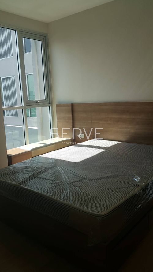 🔥122K/sq.m.🔥 - 1 Bed 35.13 sq.m. Good Location BTS Saphan Taksin station 340 m. at Rhythm Sathorn Condo / For Sale