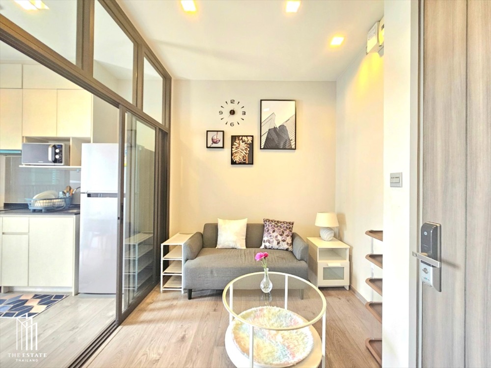 For rent Whizdom Avenue Ratchada-Ladprao มุมสงบ เห็นพื้นที่สีเขียว ต้นไม้เยอะ วิวโล่ง สบายตา เฟอร์นิเจอร์ครบ 