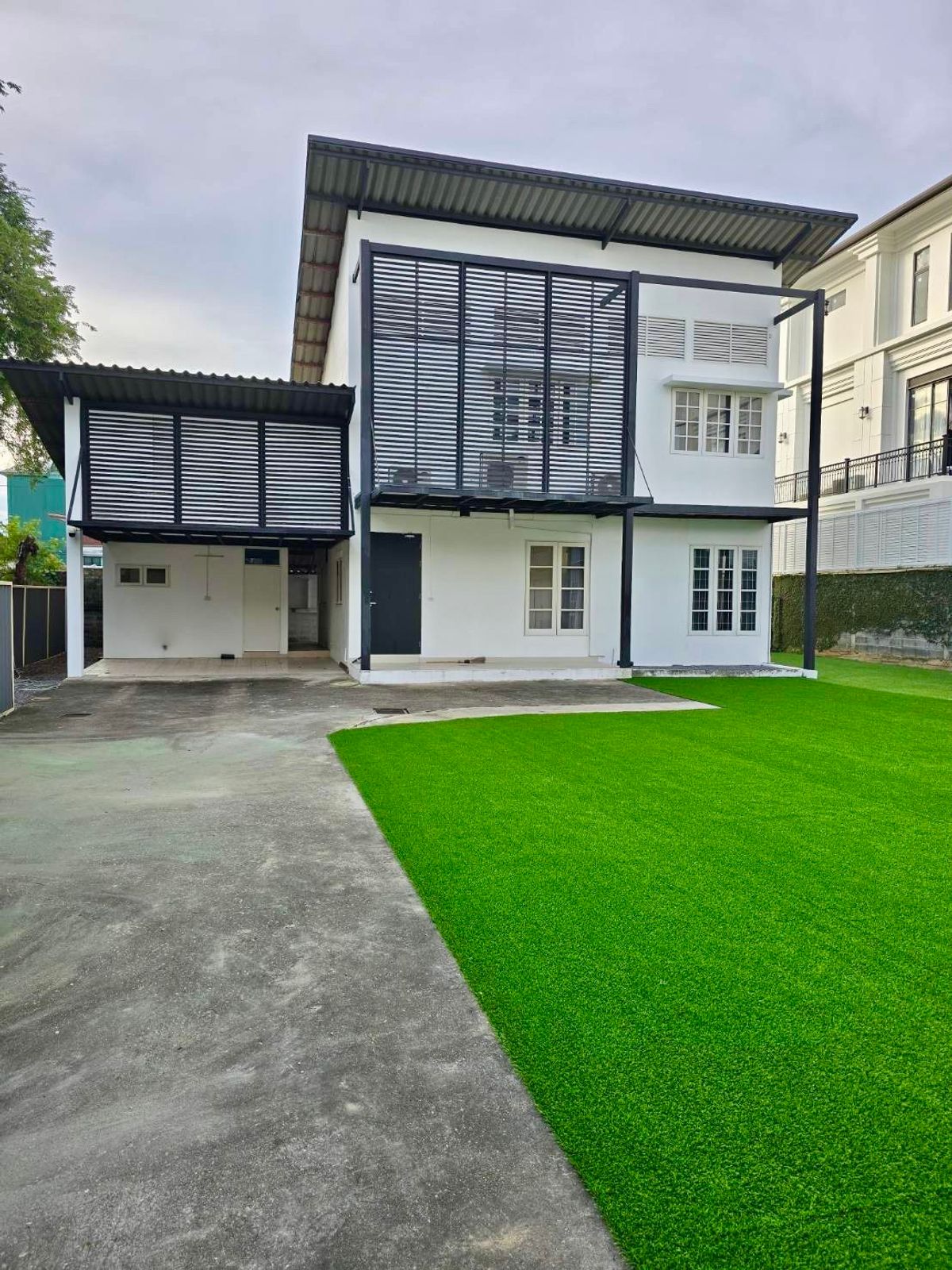  ให้เช่าบ้านเดี่ยว 2 ชั้น 150 ตรว. พื้นที่ใช้สอย 250 ตร.ม. ซอยรามอินทรา 42 กรุงเทพมหานคร 獨棟出租 !! – รูปที่ 2