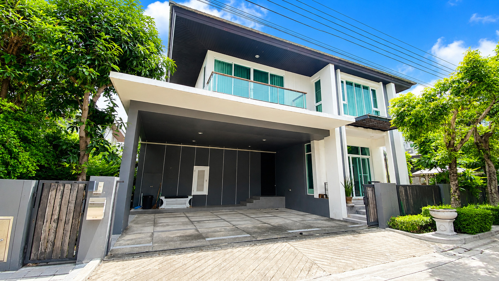 House for rent at Nara Botanic 1 Srinakarin House for rent at Nara Botanic 1 Srinakarin
