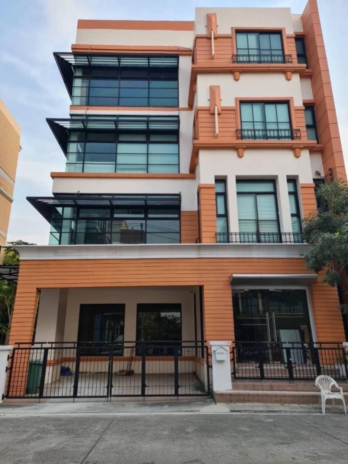 Rent a home office, Soi Lat Phrao 71 - Nak Niwat, 6-7 car parking, company registration, can be rented in commercial business Rent a home office, Soi Lat Phrao 71 - Nak Niwat, 6-7 car parking, company registration, can be rented in commercial business