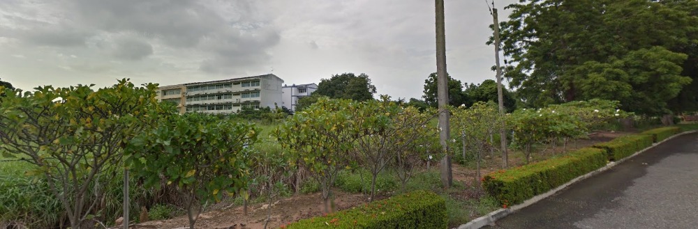 Empty land for sale, 3 and a half rai, Bang Lamung, Chonburi., back side near Lakeland Pattaya Empty land for sale, 3 and a half rai, Bang Lamung, Chonburi., back side near Lakeland Pattaya