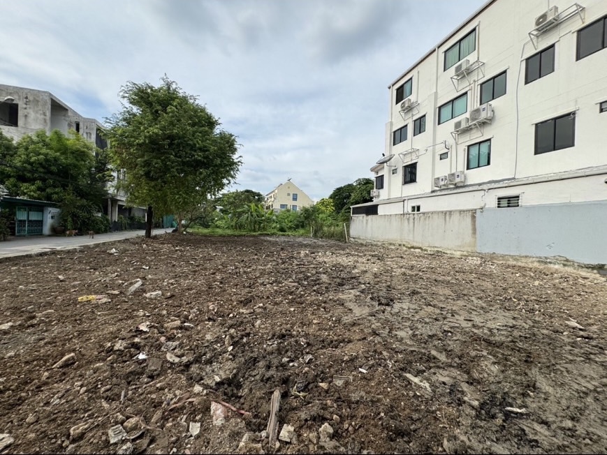 Land for sale, Soi Wicharatham Sathit 51, total area 120 square wah (2 plots/each plot 60 square wah) – รูปที่ 2