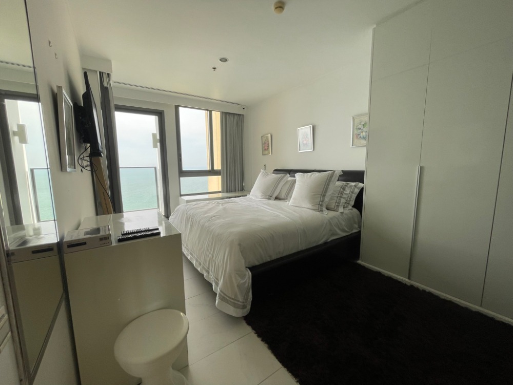 For rent Northpoint Pattaya hight floor corner room 72 Sq,m Fully furnished (S03-1074)