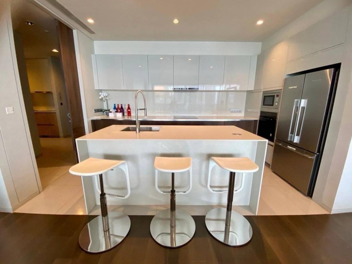 ● Nice Decoration ● ชั้น 20+ 200 ตร.ม. | 3 ห้องนอน วิวเมือง | ใกล้ เอททองหล่อ 1 นาที, ดองกิ มอลล์ 2 นาที, BTS ทองหล่อ 4 นาที – รูปที่ 3