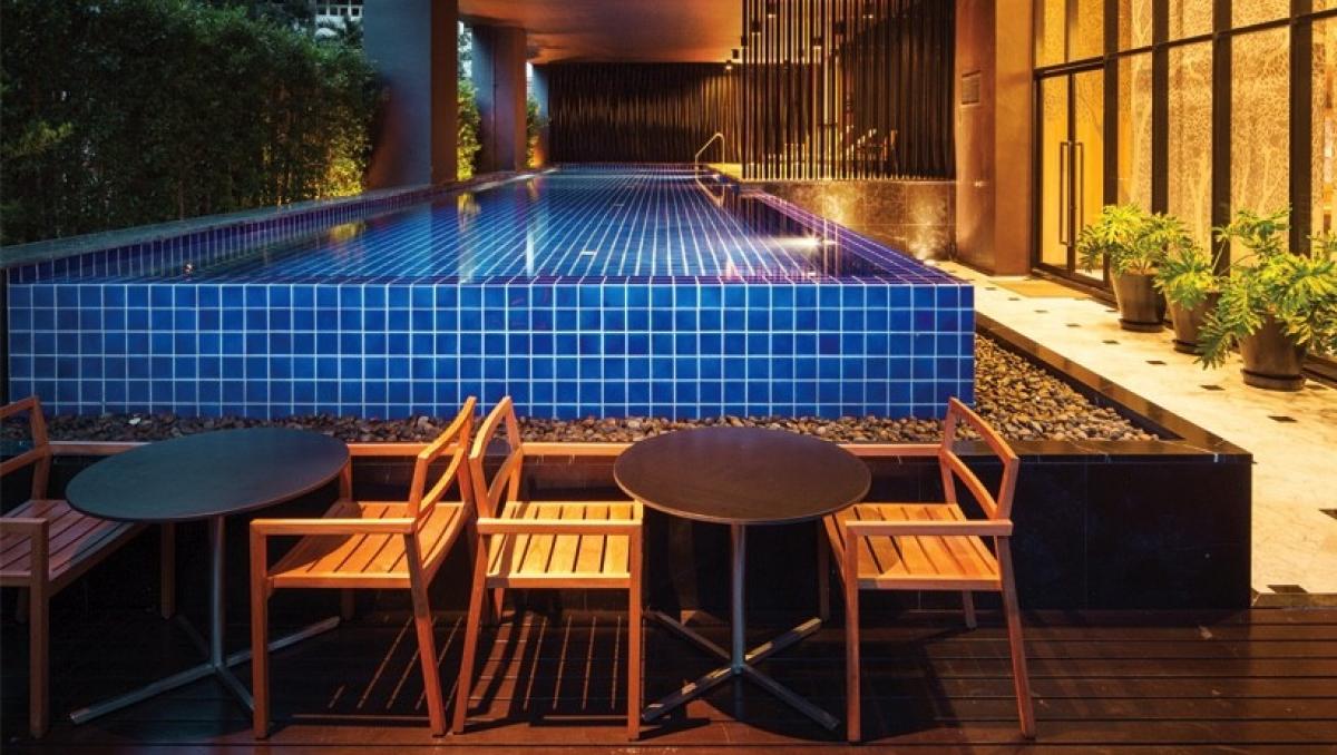 ขายคอนโด Noble Reveal Ekkamai for sale (โนเบิล รีวิล เอกมัย) ชั้นสูงสุด วิวขอบฟ้า เพดานสูง top floor, horizon view, high ceiling – รูปที่ 3