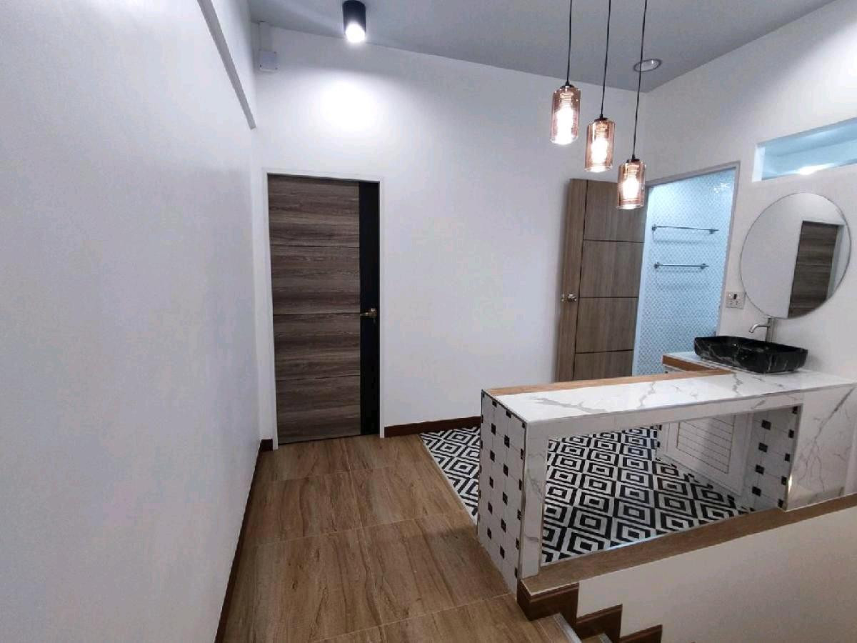 🏡🏡📍บ้านสุขุมวิท(บ้านสวยใหม่) ติดรถไฟฟ้า BTS ขาย/เช่า เพียง 45,000-55,000 / เดือน ‼️ บ้านสุขุมวิท ติดรถไฟฟ้า BTS. (Sukhumvit road soi 68)🏘️ New Home for rent and sales near BTS (เหลือเพียง 3 ยูนิต) – รูปที่ 4