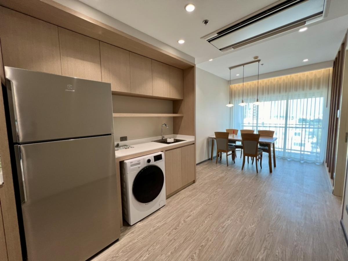Condo for rent in Pattaya urgently, newly decorated, large room, unique layout, the only one in the Veranda project. Condo for rent in Pattaya urgently, newly decorated, large room, unique layout, the only one in the Veranda project.