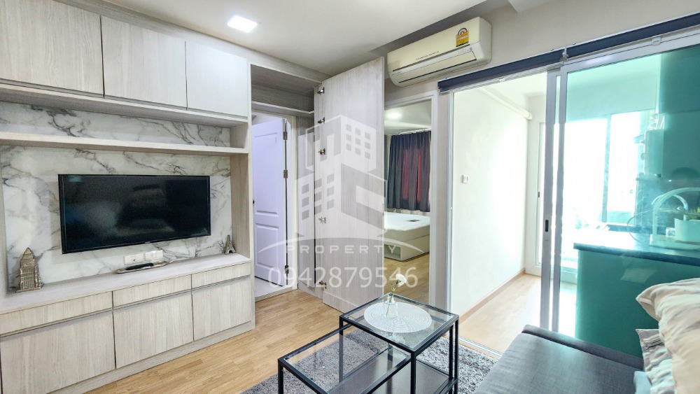 Beautifully decorated room for rent, The Maple@Ratchada-Lat Phrao 26, corner room, fully furnished, ready to move in. Beautifully decorated room for rent, The Maple@Ratchada-Lat Phrao 26, corner room, fully furnished, ready to move in.