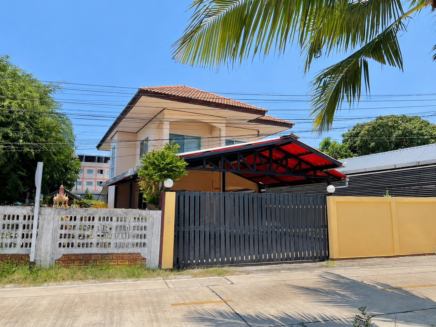 Single house for sale, Soi Rattanarat 1, Bang Bo, Samut Prakan, 3 bedrooms, 2 bathrooms. Single house for sale, Soi Rattanarat 1, Bang Bo, Samut Prakan, 3 bedrooms, 2 bathrooms.