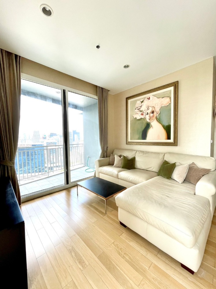 RENT ( 110,000 THB Negotiable) 3 Bed 130 sqm NEAR @BTS Prompong