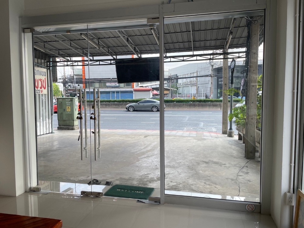 ทำเลดี ราคาถูก แต่งใหม่ !!! ตึกแถว 2 คูหา  ริมถนนงามวงศ์วาน ห้องหัวมุม หน้าปากซอยงามวงศ์วาน 32 – รูปที่ 4