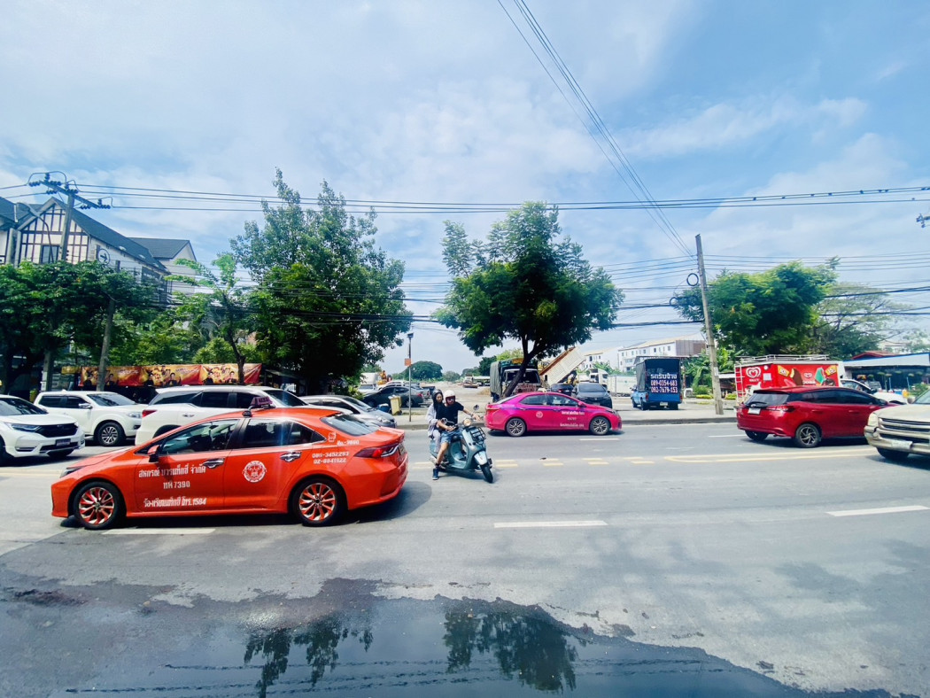ขาย ที่ดิน ติดถนน สุขุมวิท 77 เนื้อที่ 26 ไร่ 2 งาน 52 ตร.วา – รูปที่ 2