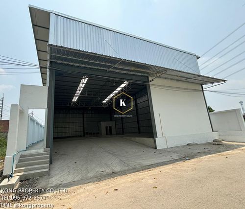 Warehouse for rent along Khlong Prapa, Ban Mai, Mueang District, Pathum Thani, area 360 sq m.