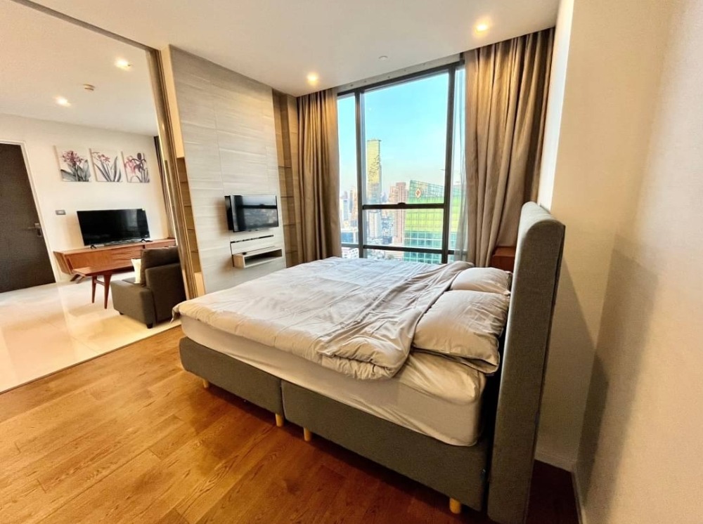 High Floor , The Bangkok Sathon 1bed 61 sqm Fullyfurnish 45,000- High Floor , The Bangkok Sathon 1bed 61 sqm Fullyfurnish 45,000-