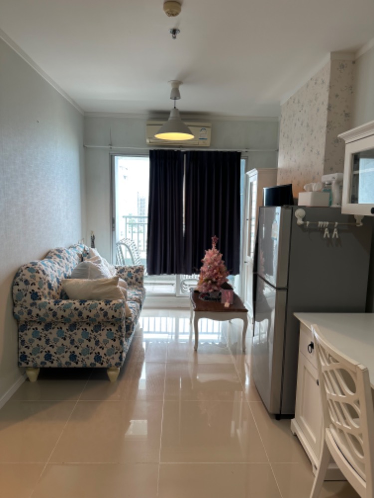 Seaview condominium room Seaview condominium room