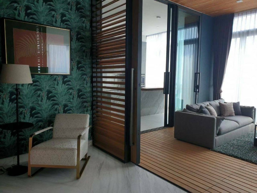 ♦ Modern Luxury style ♦ ชั้น 30+ 252.61 ตร.ม. 3 ห้องนอน | คอนโดใกล้ เจ อเวนิว ทองหล่อ 2 นาที, BTS ทองหล่อ 5 นาที, ดองกิ มอลล์ 7 นาที – รูปที่ 2