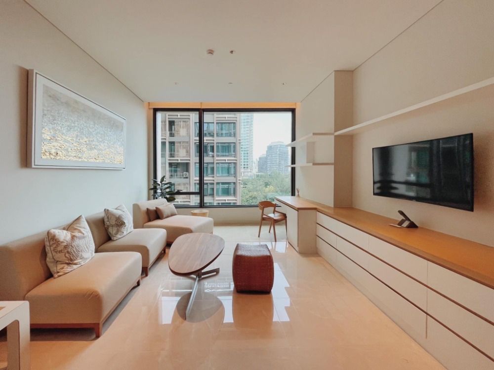 +++Urgent sale+++ Sindhorn Residence** 1 bedroom, size 74 sq m!!