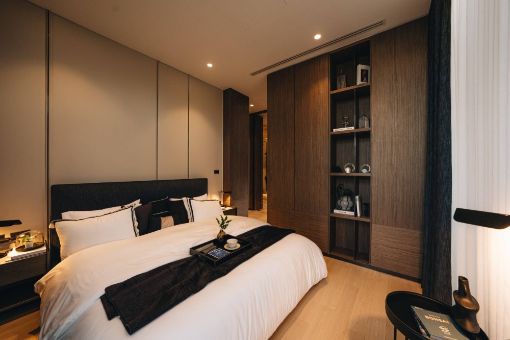 ● บ้านเดี่ยว ใจกลางอารีย์ ●  4 ชั้น 5 ห้องนอน  | VI ARI (วี อารีย์) ใกล้ BTS อารีย์ 3 นาที, โรงพยาบาลวิชัยยุทธ 3 นาที, ลา วิลล่า 5 นาที – รูปที่ 3