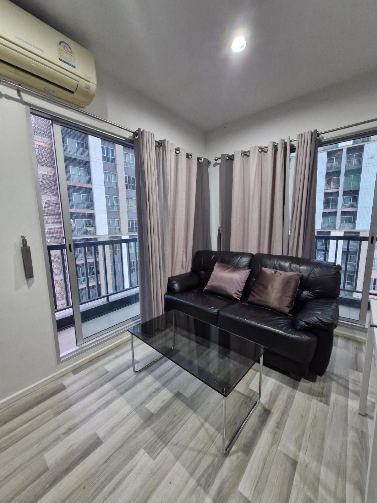 For rent: The Key Chaengwattana, big room, good price. For rent: The Key Chaengwattana, big room, good price.