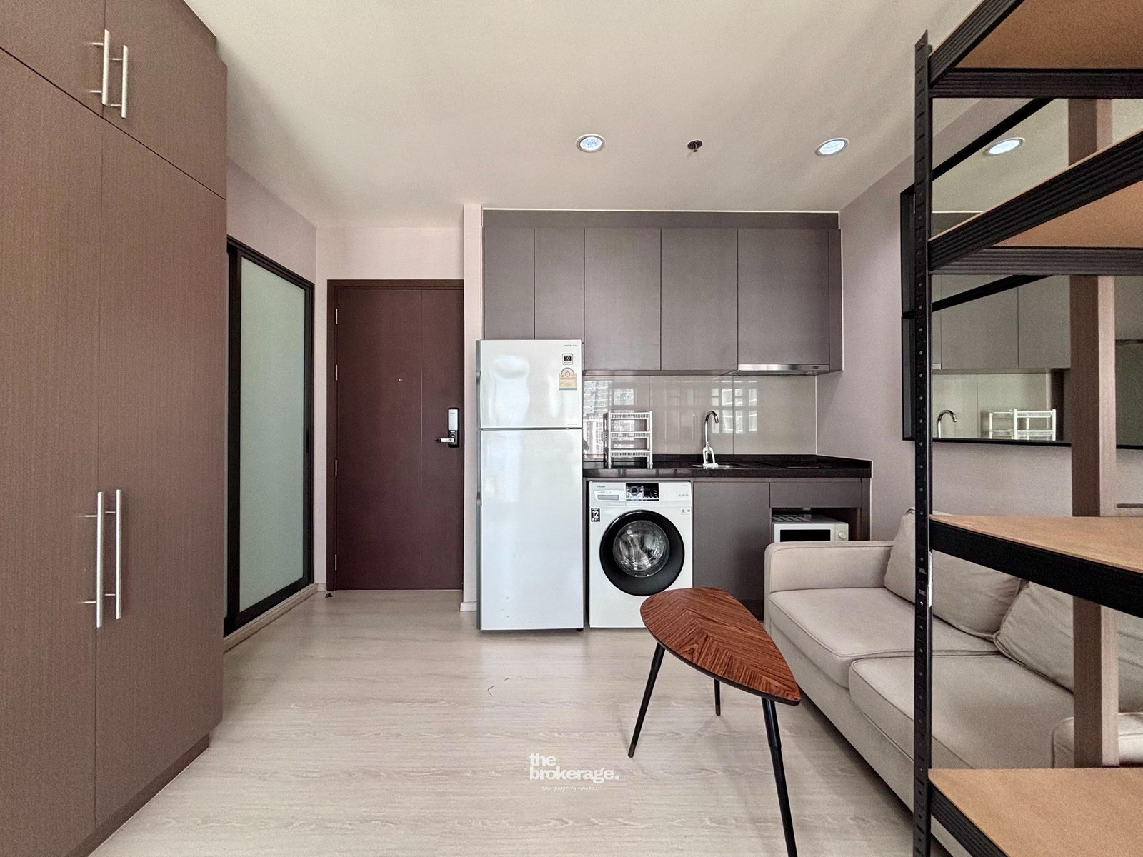 For rent! Condo Rhythm Asoke (Rhythm Asoke), studio, 1 bathroom, 24 sq m, 13,000 baht, contact Line: @thebrokerage – รูปที่ 2