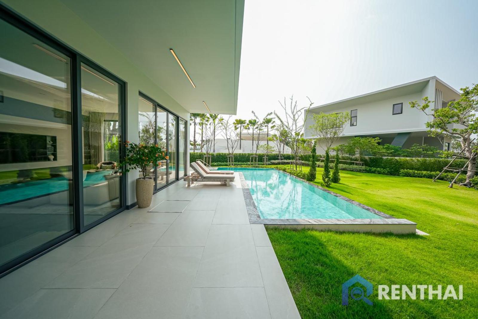 This Large Luxury Villa Could  Be Your Dream Home! – รูปที่ 3