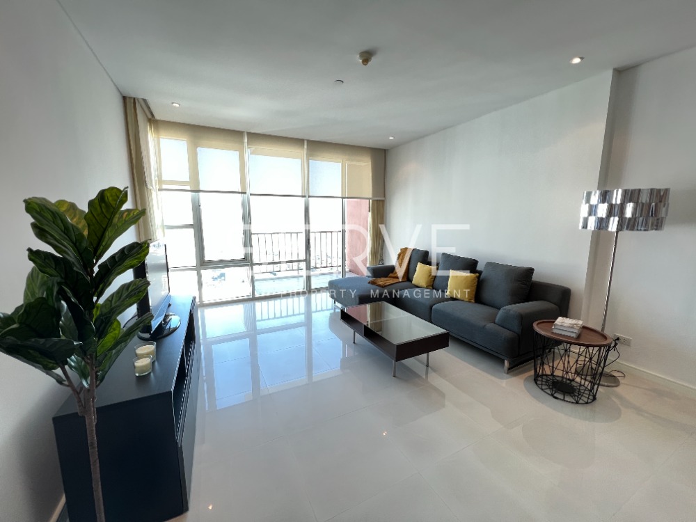 2 Beds with Bathtub Good Location BTS Ekamai 350 m.  @ Fullerton Sukhumvit