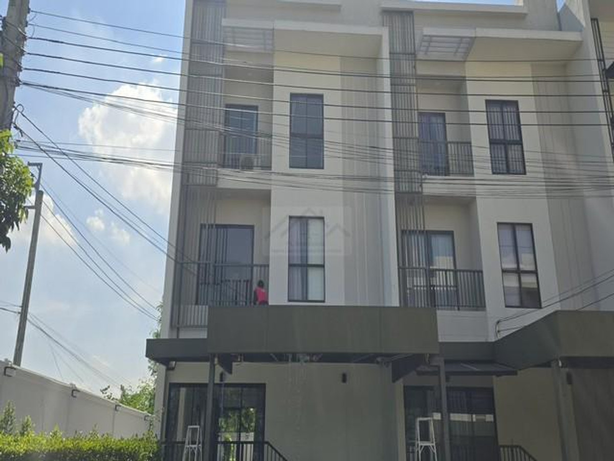 ให้เช่าโฮมออฟฟิศ3ชั้นย่านกรุงเทพกรีฑา โครงการ Villa Albero กรุงเทพกรีฑา 15-1 ห้องมุม หลังใหญ่ ใกล้นานาชาติWellington ให้เช่าโฮมออฟฟิศ3ชั้นย่านกรุงเทพกรีฑา โครงการ Villa Albero กรุงเทพกรีฑา 15-1 ห้องมุม หลังใหญ่ ใกล้นานาชาติWellington