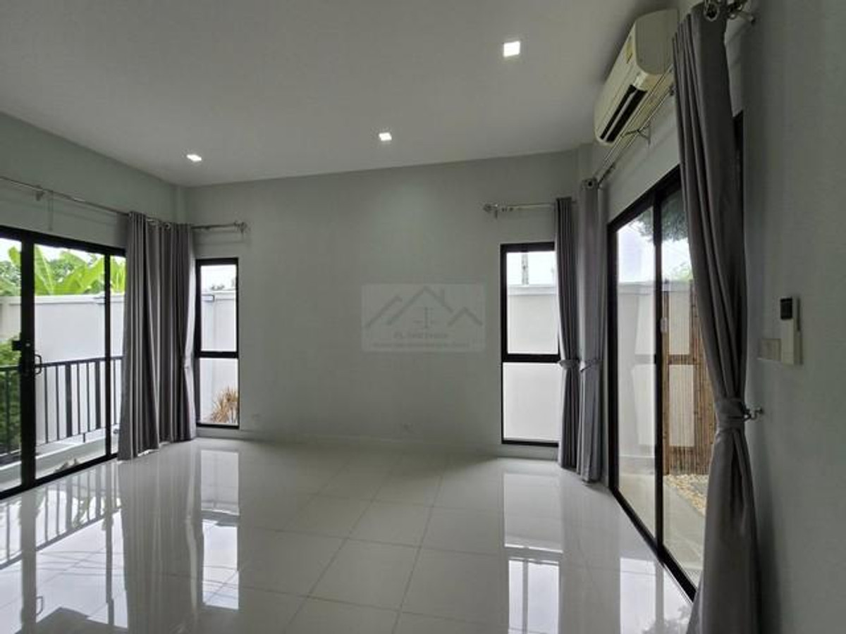 ให้เช่าโฮมออฟฟิศ3ชั้นย่านกรุงเทพกรีฑา โครงการ Villa Albero กรุงเทพกรีฑา 15-1 ห้องมุม หลังใหญ่ ใกล้นานาชาติWellington – รูปที่ 3