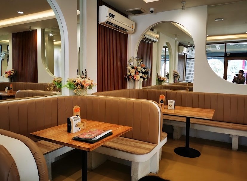ให้เช่าอาคาร 2 ชั้น พร้อมตกแต่งเรียบร้อย ย่านเจ็ดยอด ใจกลางซอย – รูปที่ 2