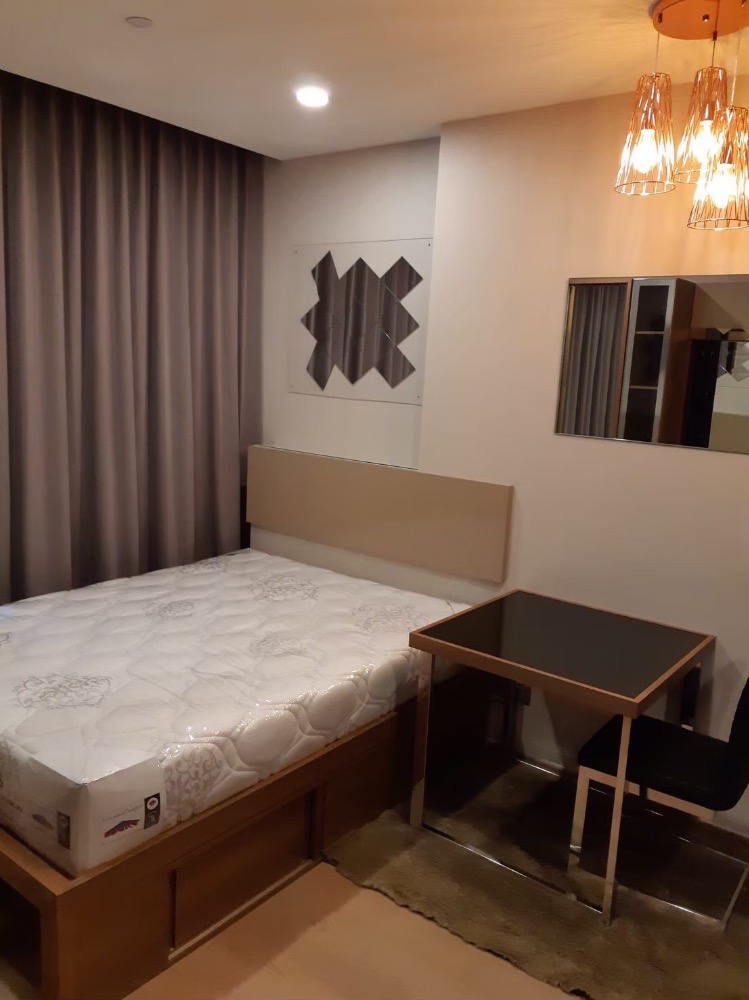 Ashton Chula Silom【𝐒𝐄𝐋𝐋 &amp; 𝐑𝐄𝐍𝐓】🔥ห้องกระทัดรัด สุดอบอุ่น สไตล์มินิมอล เฟอร์นิเจอร์จัดเต็ม ส่วนกลางครบครัน ใกล้สามย่านมิตรทาวน์ 🔥 ติดต่อไลน์ไอดี: @hacondo