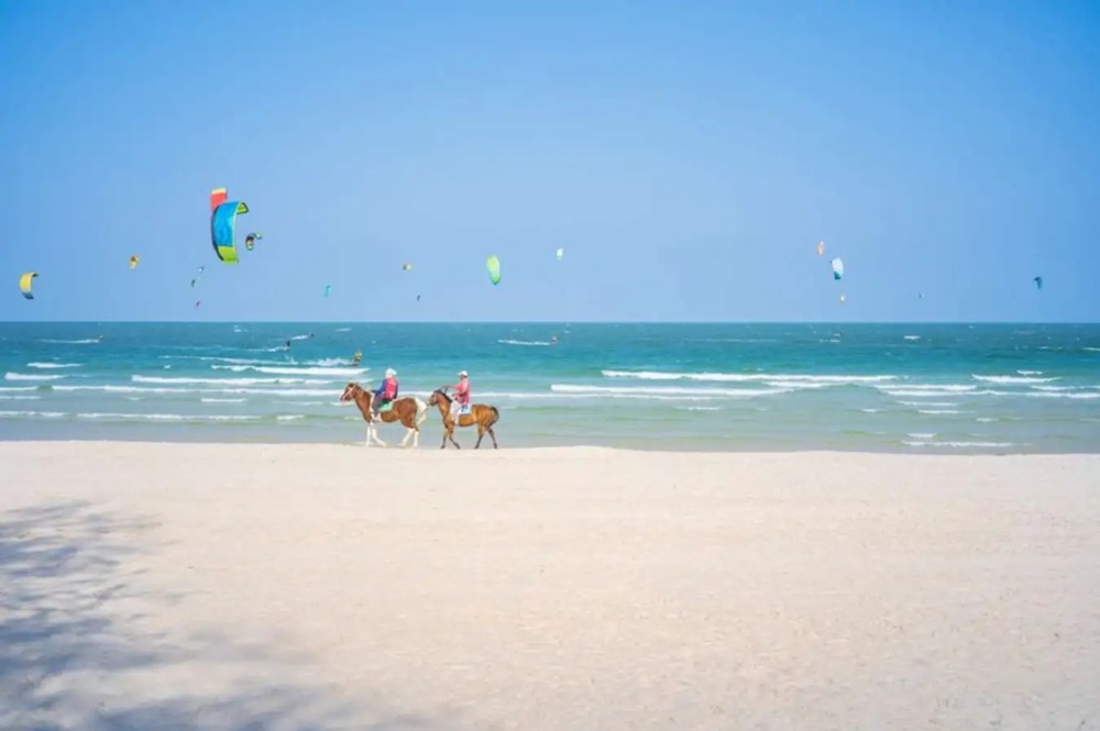 ขายโรงแรม 4 ดาว ขนาด 241 ห้อง ติดทะเลหัวหิน-ชะอำ – รูปที่ 4