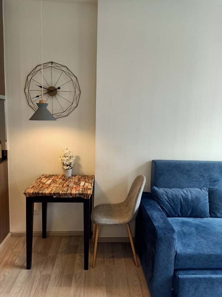 Condo for rent at Ideo mobi Sukhumvit East point Size 39 sqm. 1bed 1bath (shower+bathtub )on 23rd floor, fully furnished.Rental 16,000 BHT/month contract 1year Contact Been Tel/line 0949810943 agent Condo for rent at Ideo mobi Sukhumvit East point Size 39 sqm. 1bed 1bath (shower+bathtub )on 23rd floor, fully furnished.Rental 16,000 BHT/month contract 1year Contact Been Tel/line 0949810943 agent