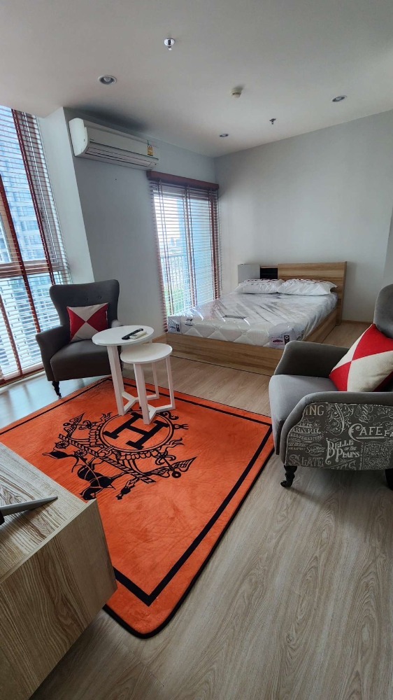 Urgent sale!!! NOBLE REVOLVE RATCHADA *near MRT Cultural Center Station* Urgent sale!!! NOBLE REVOLVE RATCHADA *near MRT Cultural Center Station*