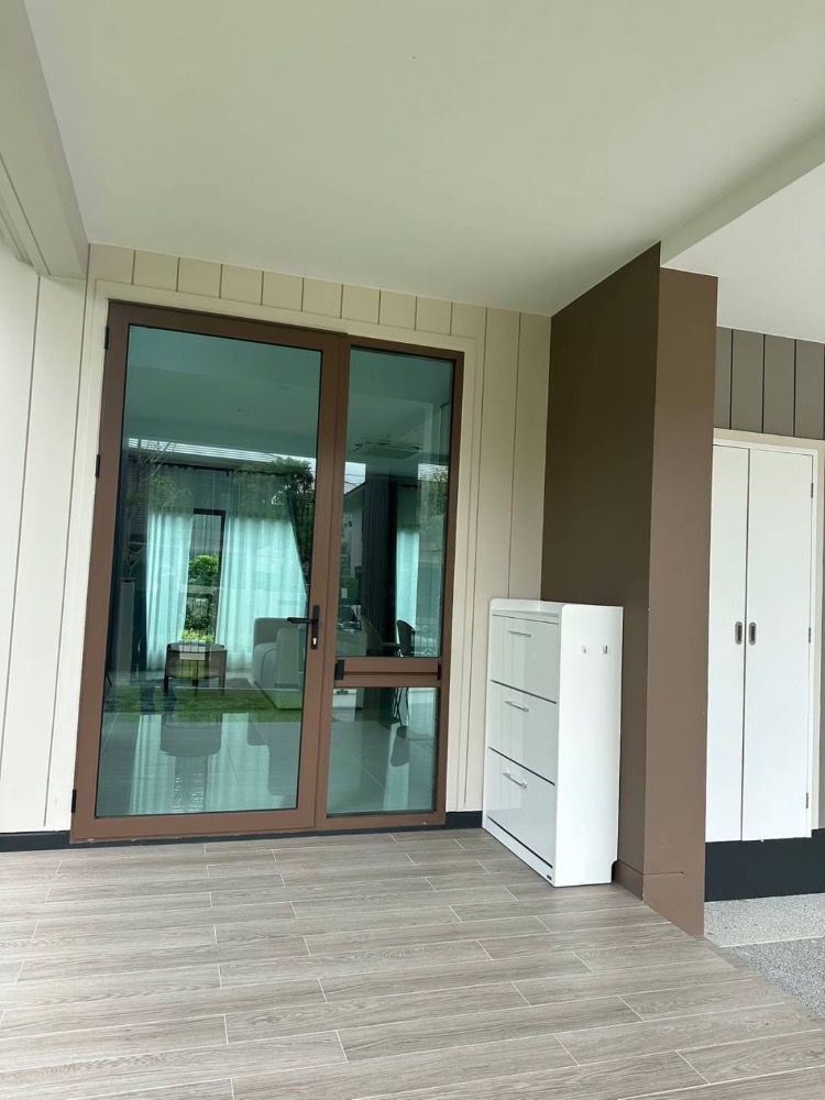 ให้เช่าบ้านเดียวBurasiri krungthepkreetha 3ห้องนอน0886382235